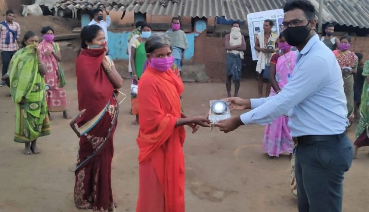 Vedanta Lanjigarh distributes solar equipment for energy conservation in community - Odisha Diary