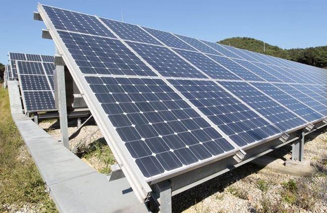 Solar Systems: Covid Offers Opportunity to Reduce Over-Dependency on Imports for Solar Panels - The Financial Express

