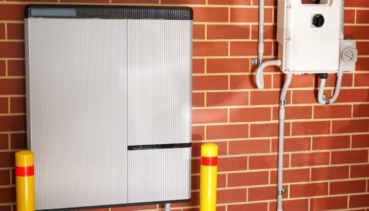 How To Choose a Battery for Your Solar Power System