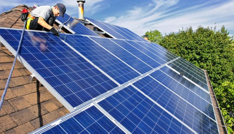 Australians Install 31,000 Solar Batteries in One Year - channelnews - ChannelNews


