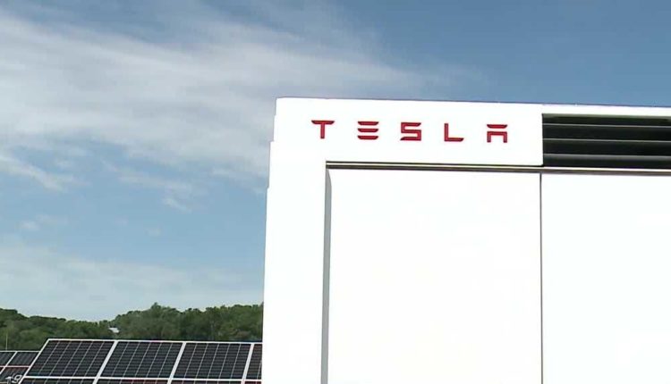 The State's First Solar Battery Project Helps Power Burt County - KETV Omaha

