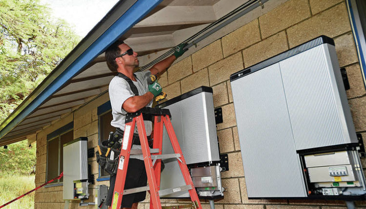 Oahu Electricity Customers Pay for Rooftop Solar Battery Program - Honolulu Star Advertiser