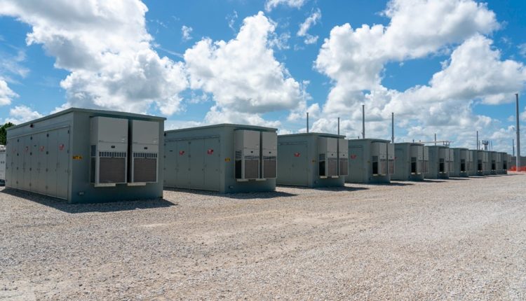 FPL plans on building largest solar battery that will take power plant offline
