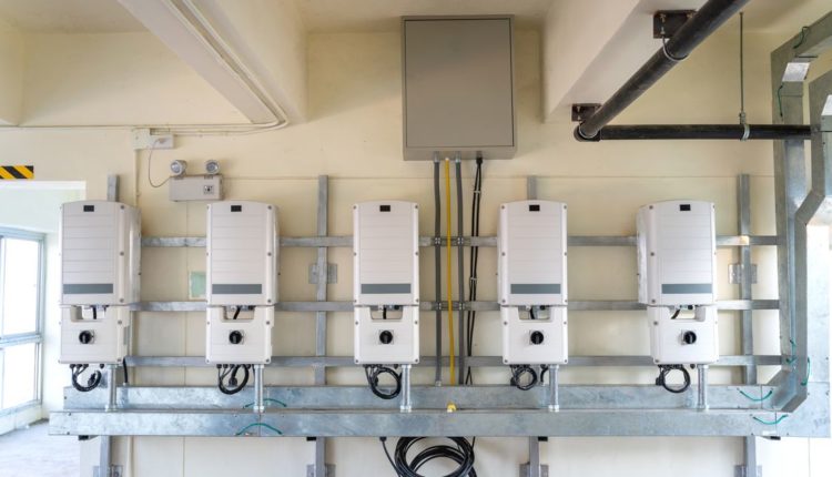 How do solar batteries work? - CNET

