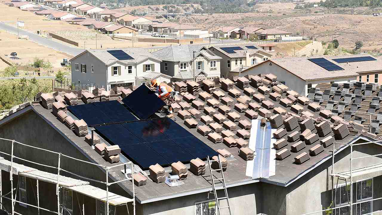 Are solar panels worth it 2020?