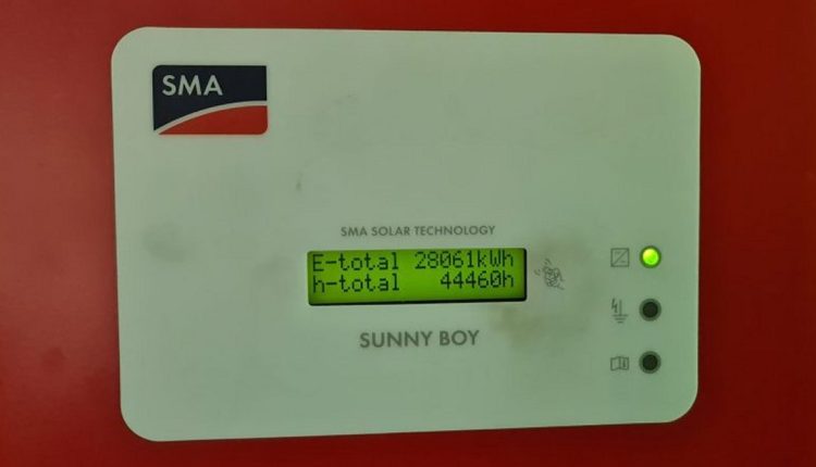 Solar inverter service life