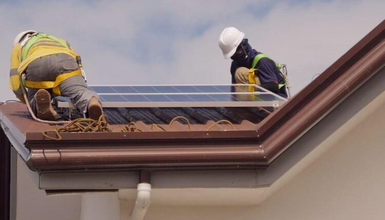 How solar panel on roofs give added value for your property

