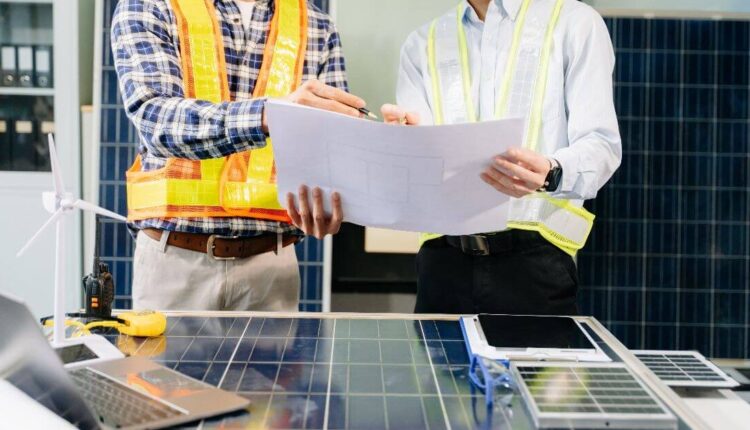 Understand the difference between solar suppliers, installers and full-service providers

